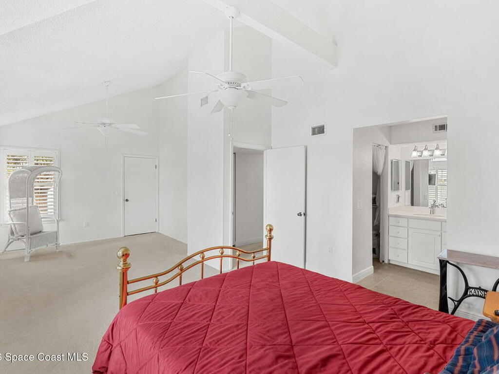 4740 Lake Waterford Way, Melbourne, FL 32901