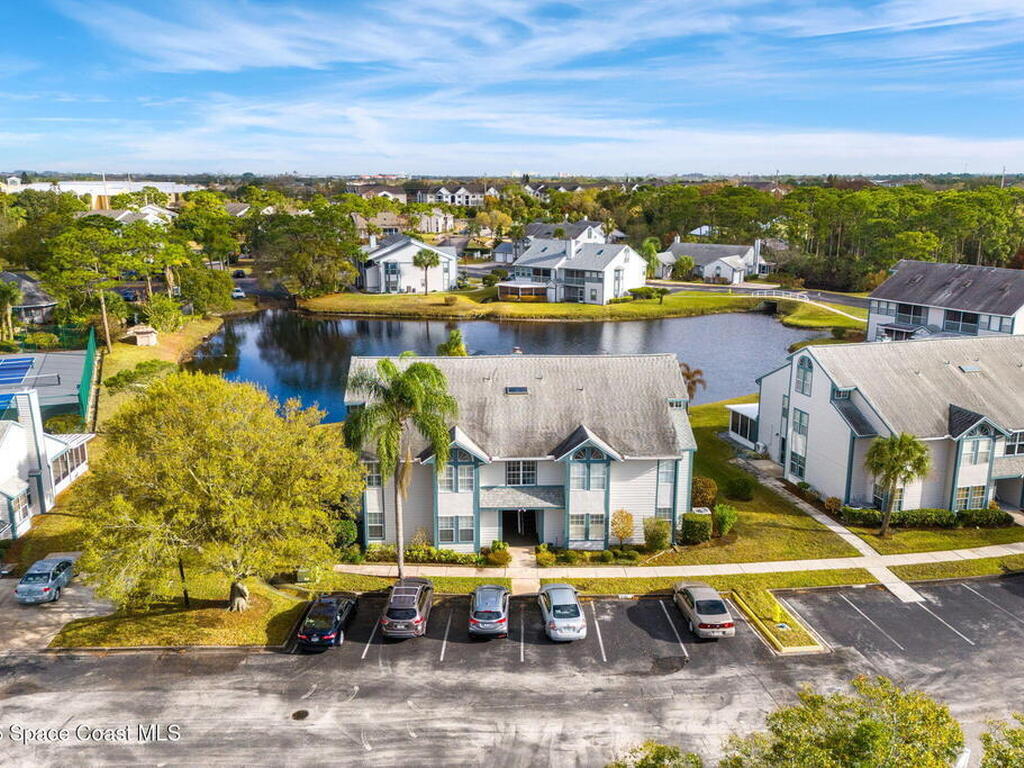 4740 Lake Waterford Way, Melbourne, FL 32901