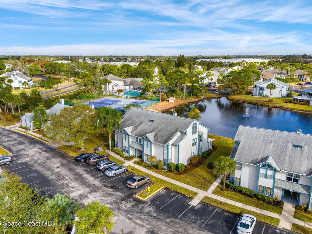 4740 Lake Waterford Way, Melbourne, FL 32901