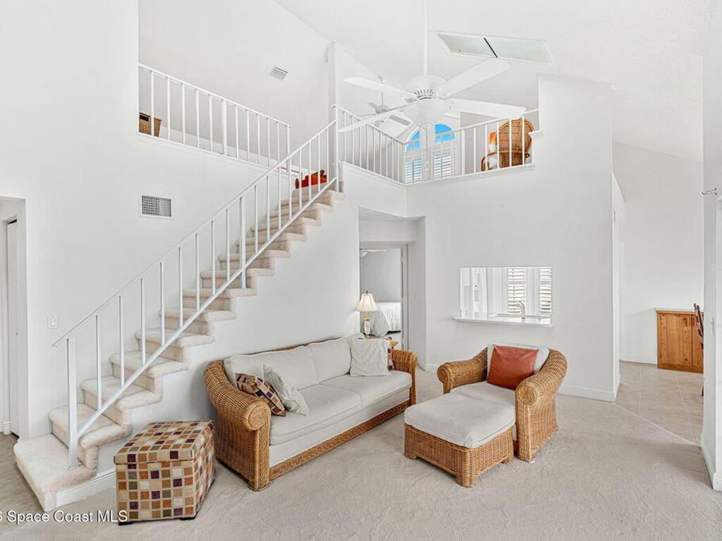 4740 Lake Waterford Way, Melbourne, FL 32901