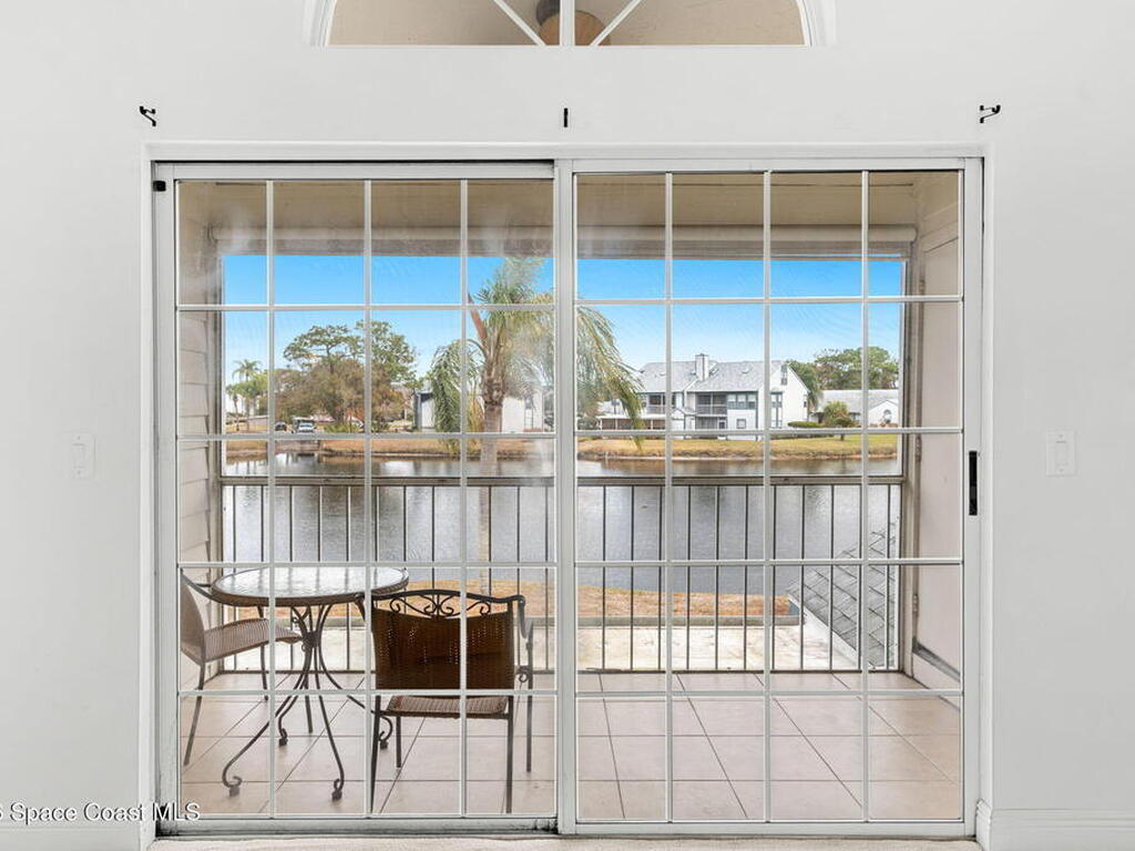 4740 Lake Waterford Way, Melbourne, FL 32901