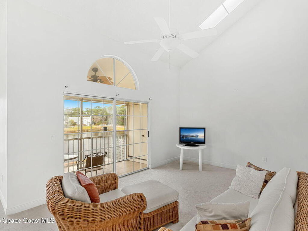 4740 Lake Waterford Way, Melbourne, FL 32901