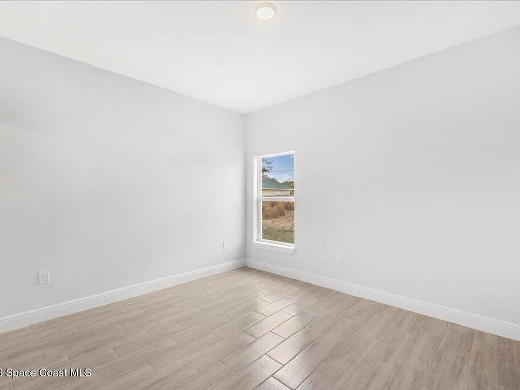 1635 19th Avenue, Vero Beach, FL 32962