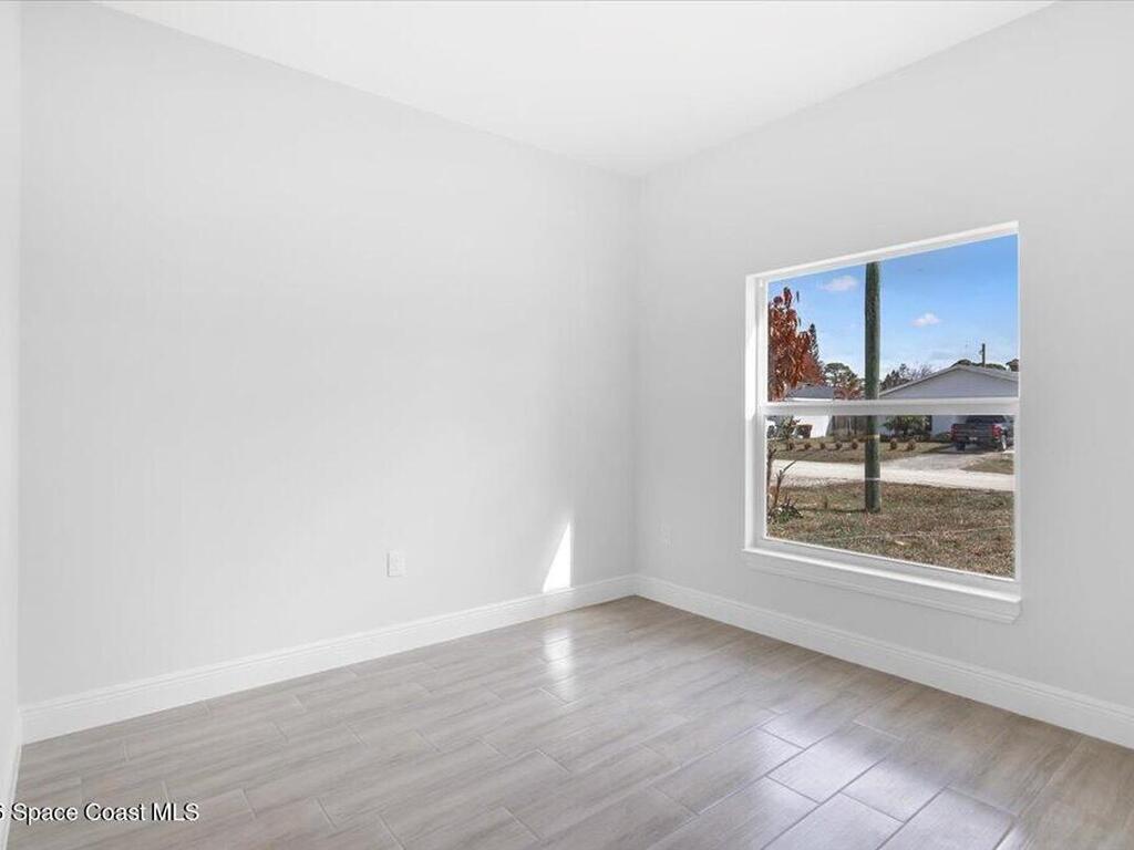 1635 19th Avenue, Vero Beach, FL 32962