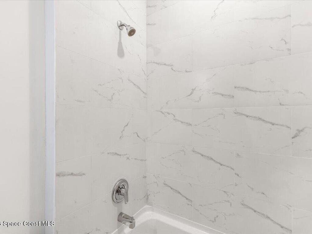 1635 19th Avenue, Vero Beach, FL 32962