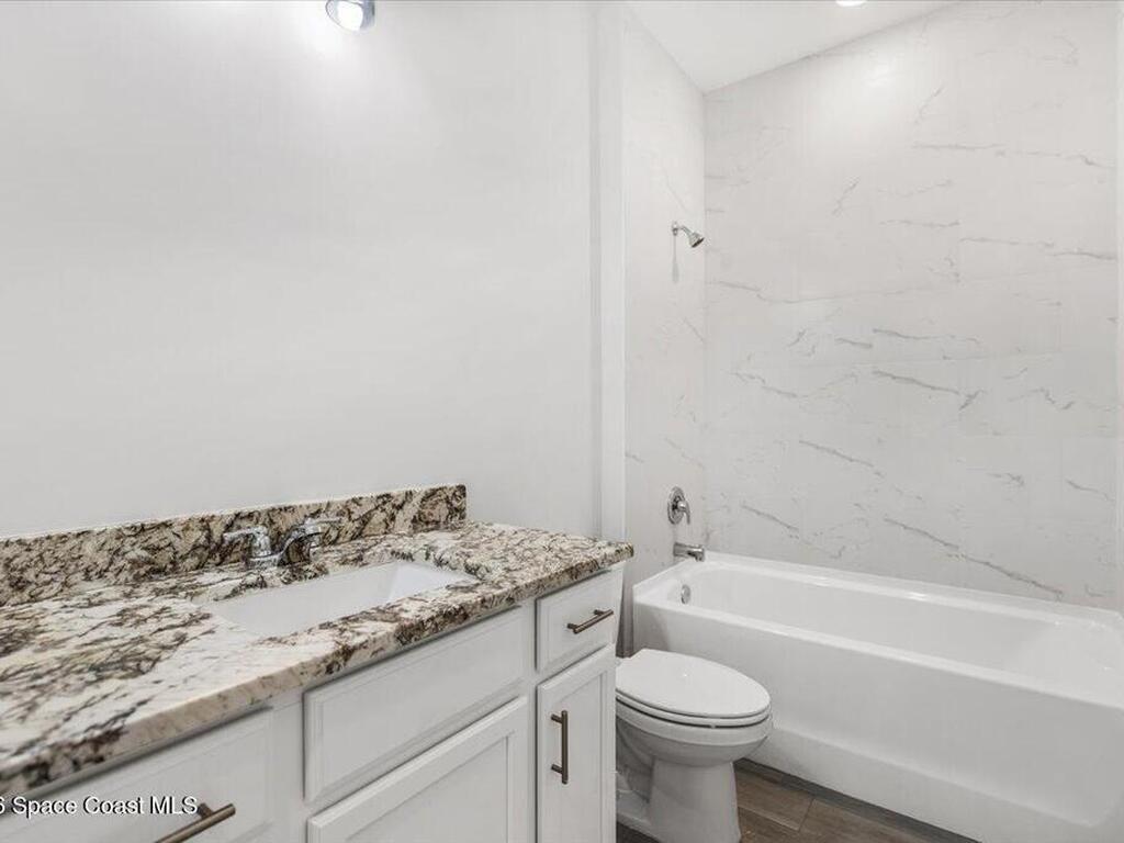 1635 19th Avenue, Vero Beach, FL 32962