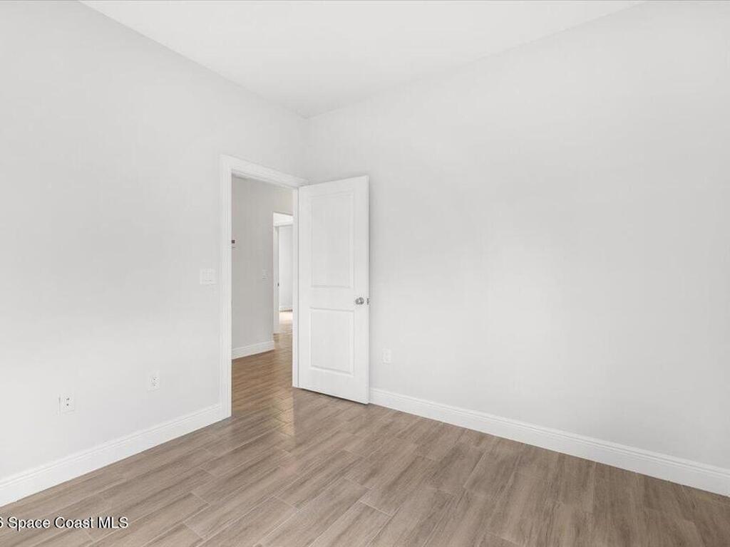 1635 19th Avenue, Vero Beach, FL 32962