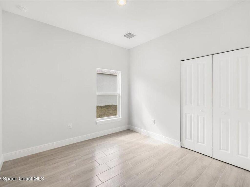 1635 19th Avenue, Vero Beach, FL 32962