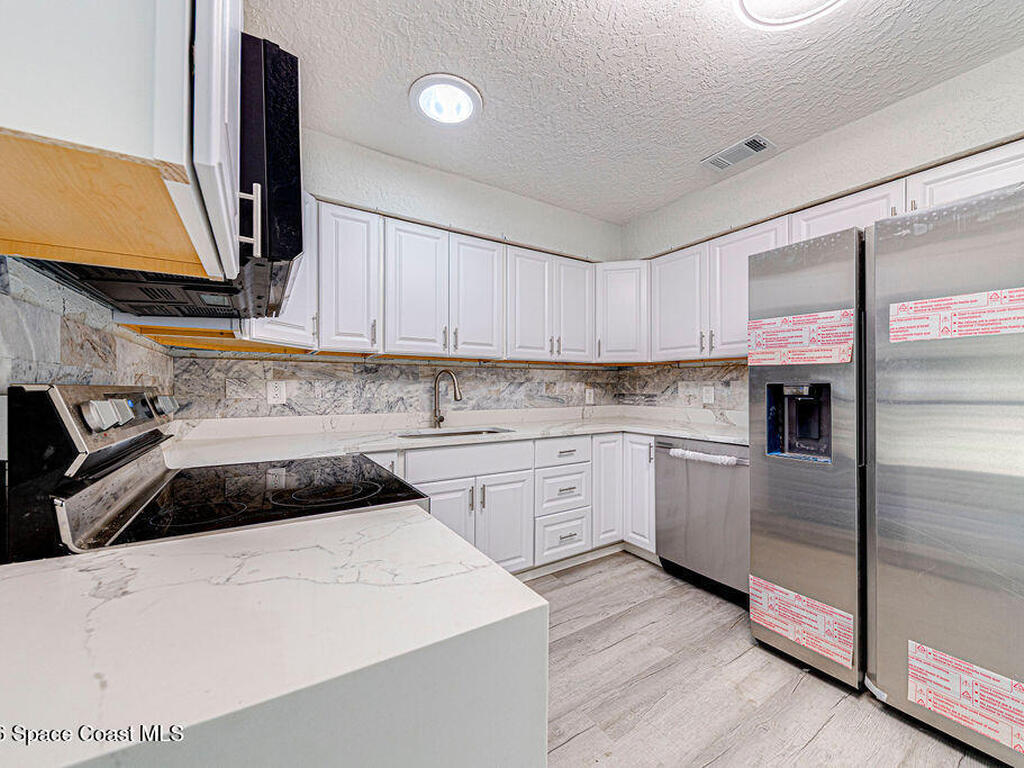 2773 W Hickory Circle, Mims, FL 32754