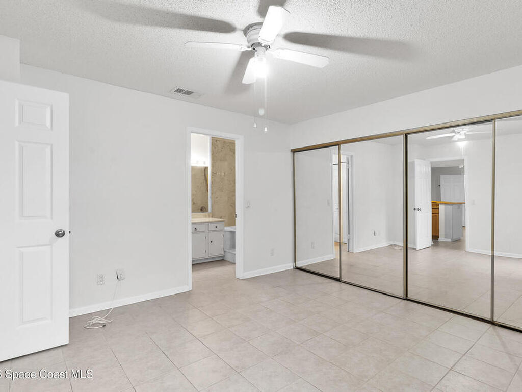 1136 Breezy Way, Sebastian, FL 32958