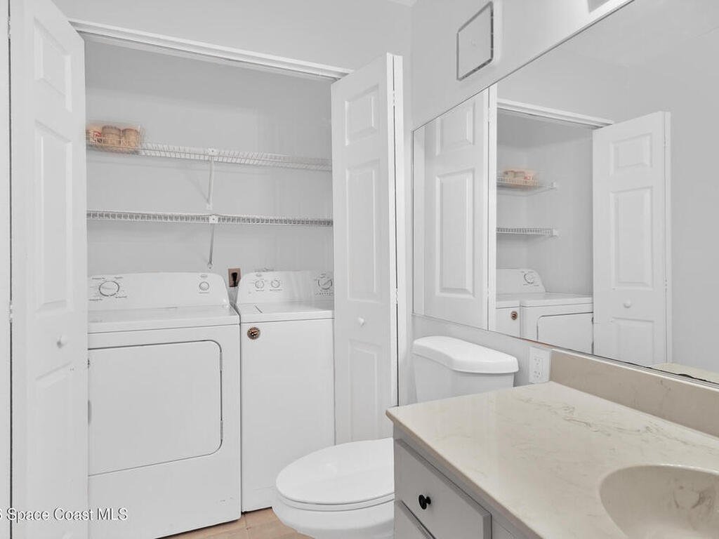 1136 Breezy Way, Sebastian, FL 32958