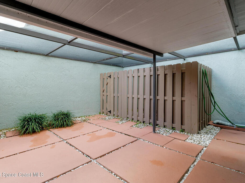 1136 Breezy Way, Sebastian, FL 32958