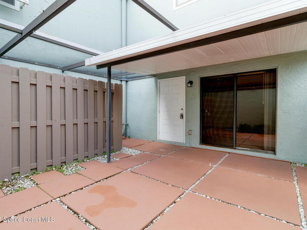 1136 Breezy Way, Sebastian, FL 32958