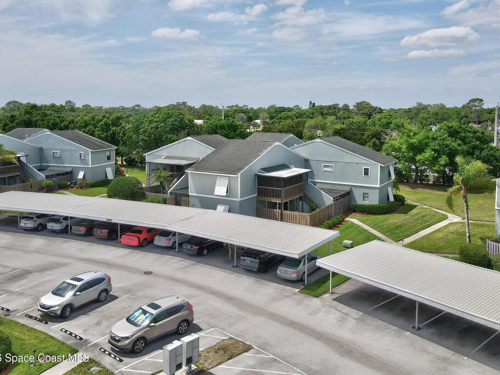 1136 Breezy Way, Sebastian, FL 32958