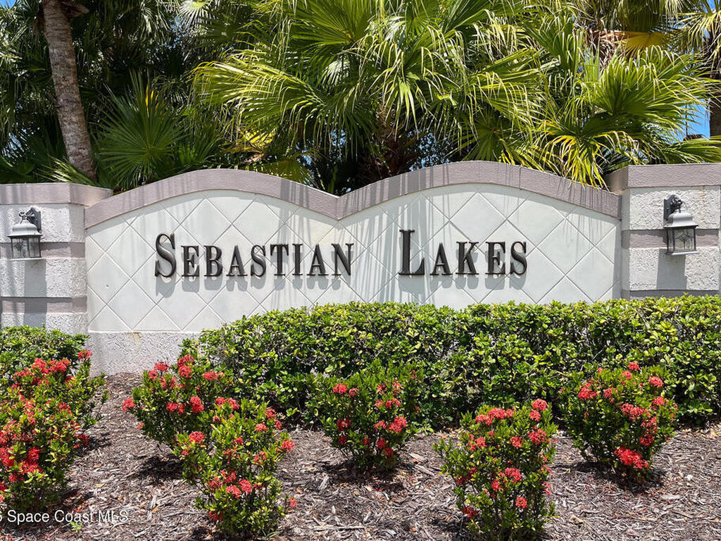 1136 Breezy Way, Sebastian, FL 32958