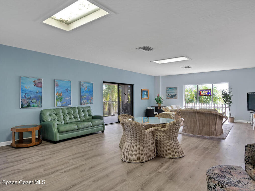 1136 Breezy Way, Sebastian, FL 32958