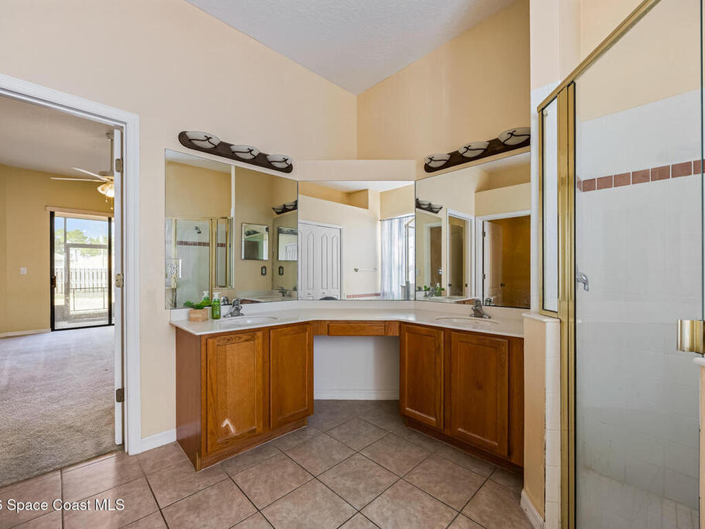 2792 Palisades Drive, Palm Bay, FL 32909