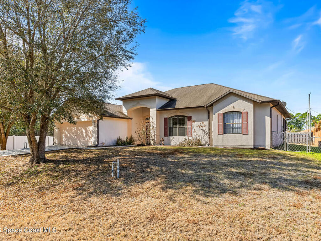 2792 Palisades Drive, Palm Bay, FL 32909