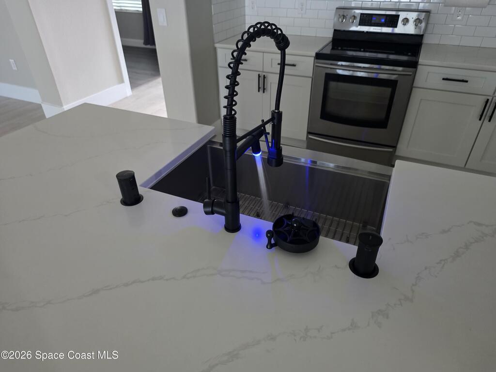 1780 Bridgeport Circle, Rockledge, FL 32955