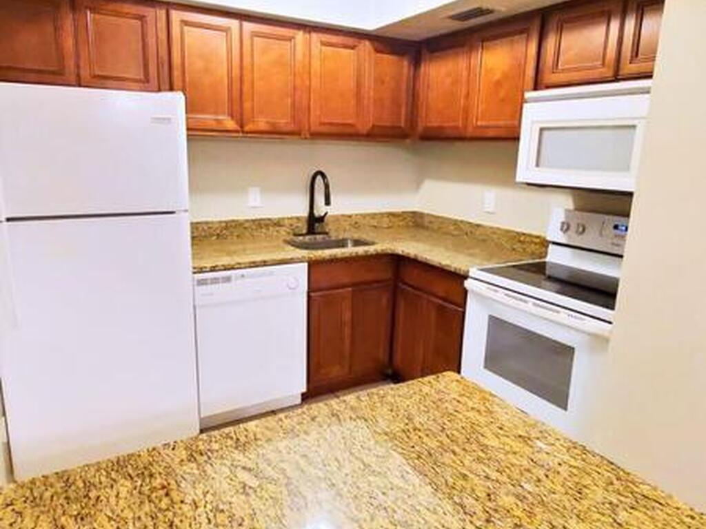 230 Columbia Drive, Cape Canaveral, FL 32920