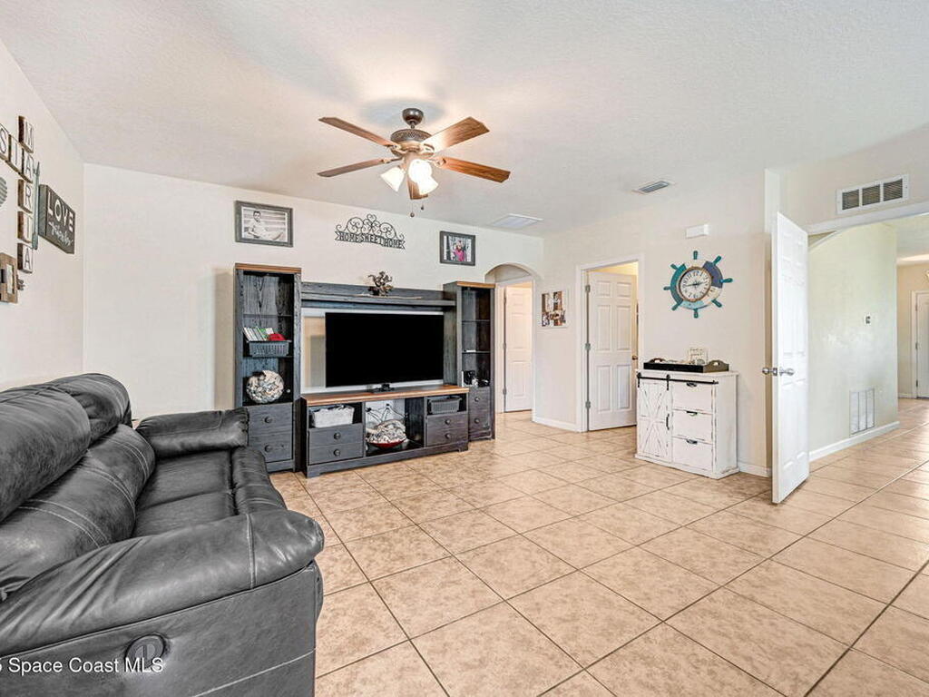 2490 Snapdragon Drive, Palm Bay, FL 32907