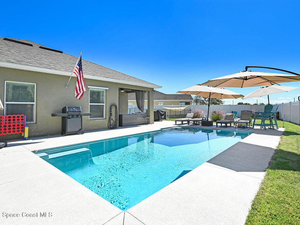 2490 Snapdragon Drive, Palm Bay, FL 32907