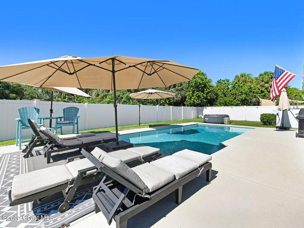 2490 Snapdragon Drive, Palm Bay, FL 32907