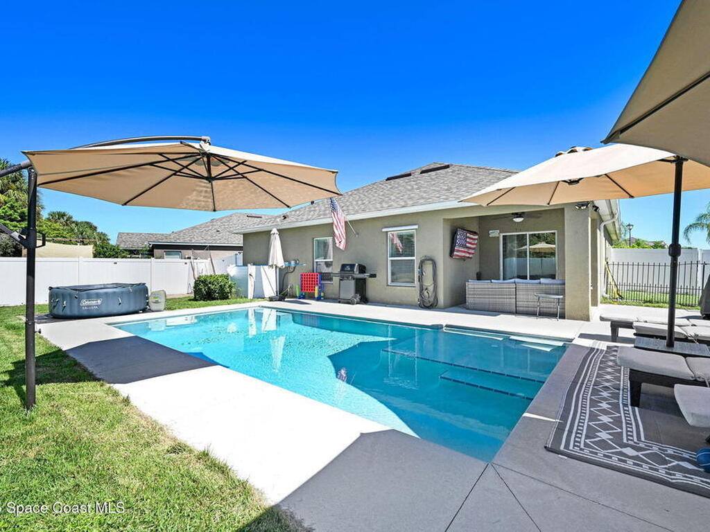 2490 Snapdragon Drive, Palm Bay, FL 32907