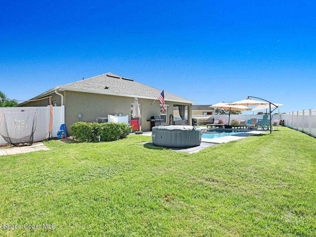 2490 Snapdragon Drive, Palm Bay, FL 32907