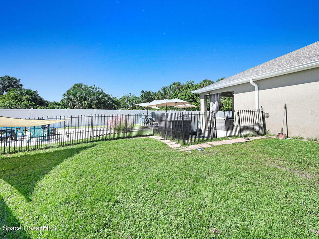 2490 Snapdragon Drive, Palm Bay, FL 32907