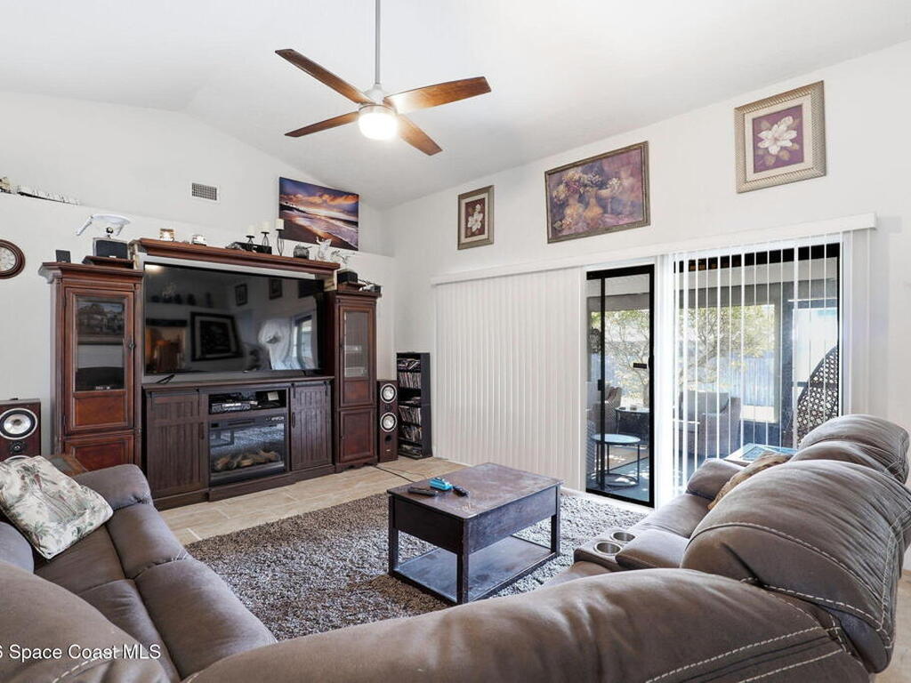 1299 Stadt Road, Palm Bay, FL 32907