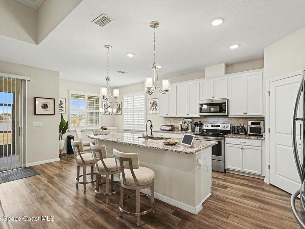 8481 Laguna Circle, Micco, FL 32976