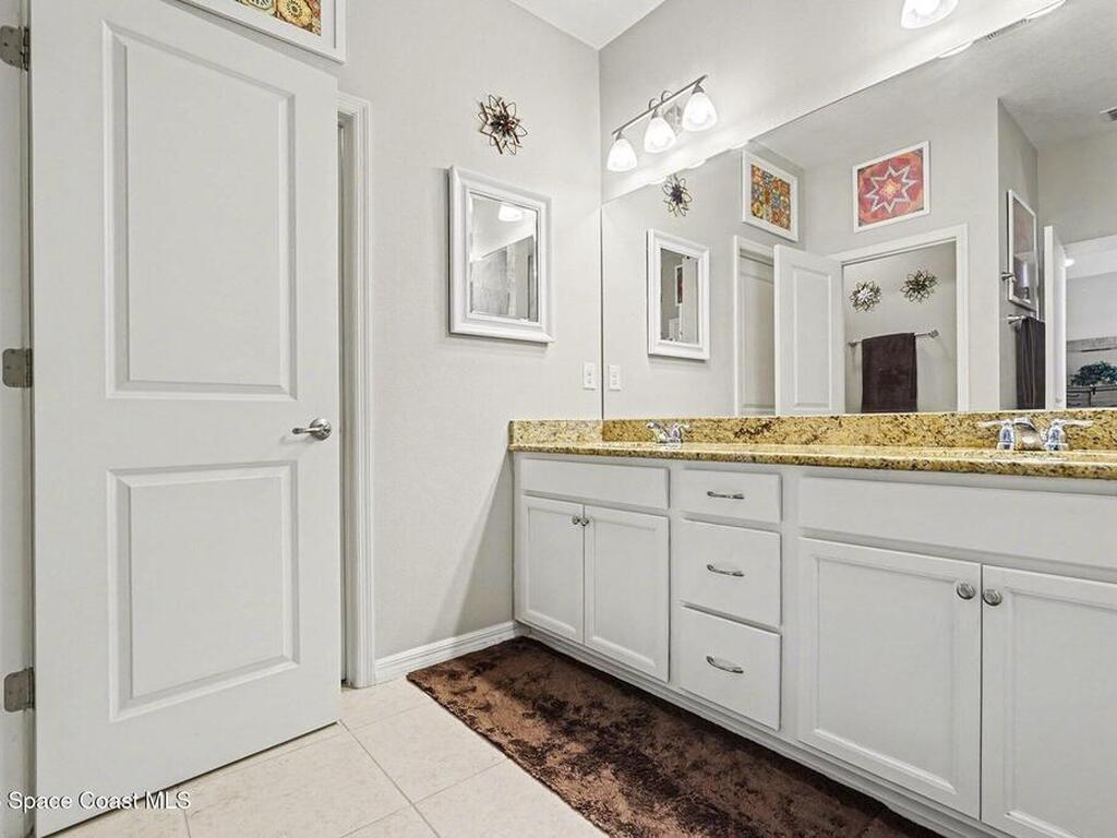 8481 Laguna Circle, Micco, FL 32976