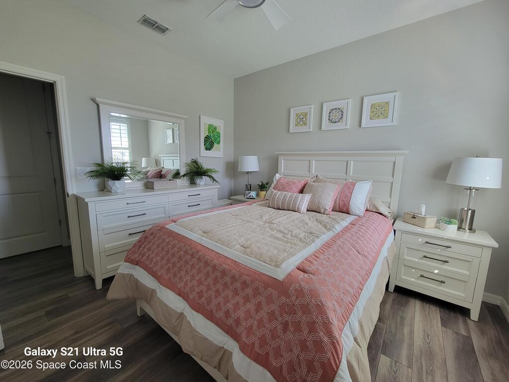 8481 Laguna Circle, Micco, FL 32976