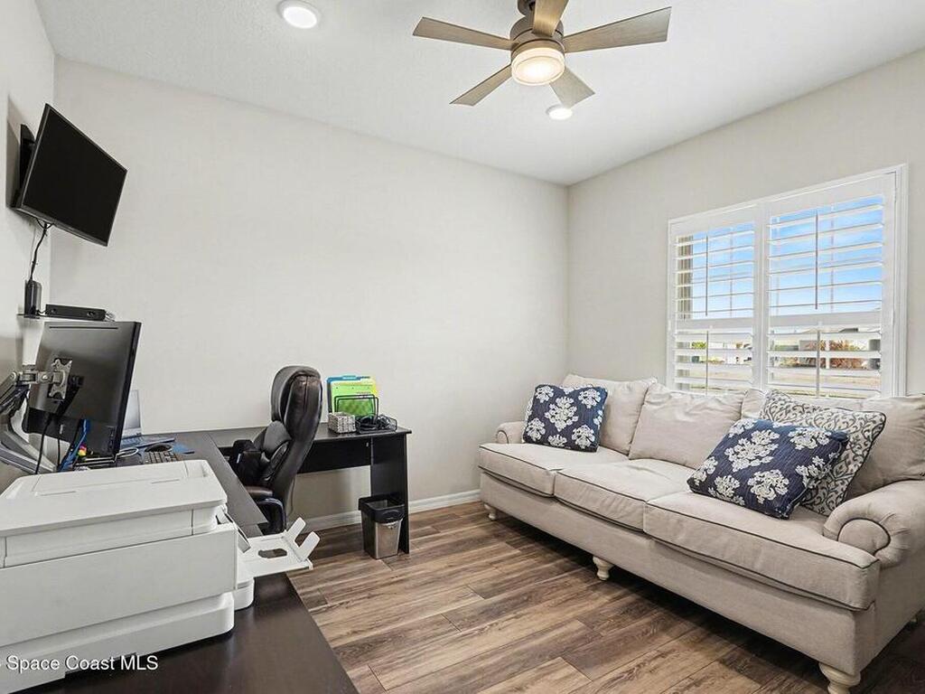 8481 Laguna Circle, Micco, FL 32976