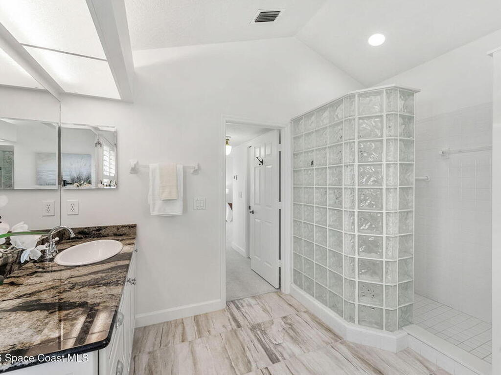 216 Glengarry Avenue, Melbourne Beach, FL 32951