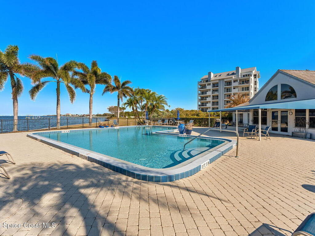 216 Glengarry Avenue, Melbourne Beach, FL 32951