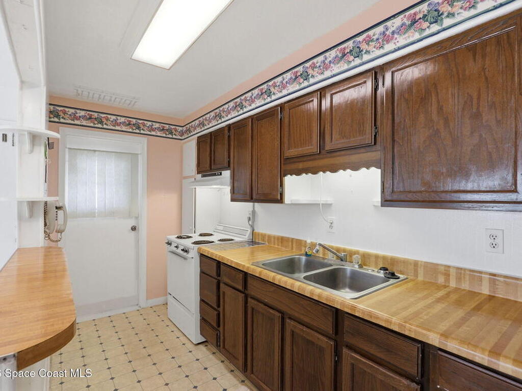 302 Lincoln Avenue, Cape Canaveral, FL 32920