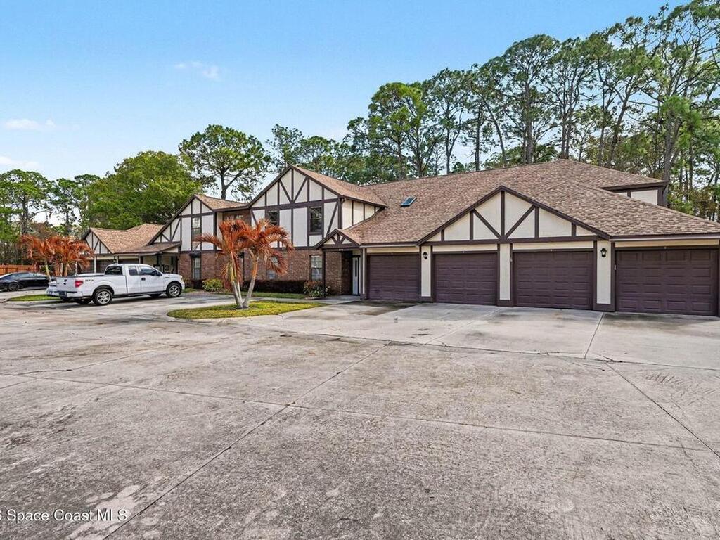 9030 York Lane, West Melbourne, FL 32904