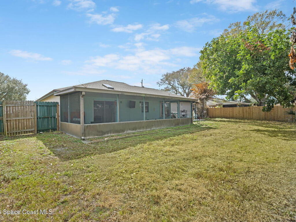 2545 Raintree Lake Circle, Merritt Island, FL 32953