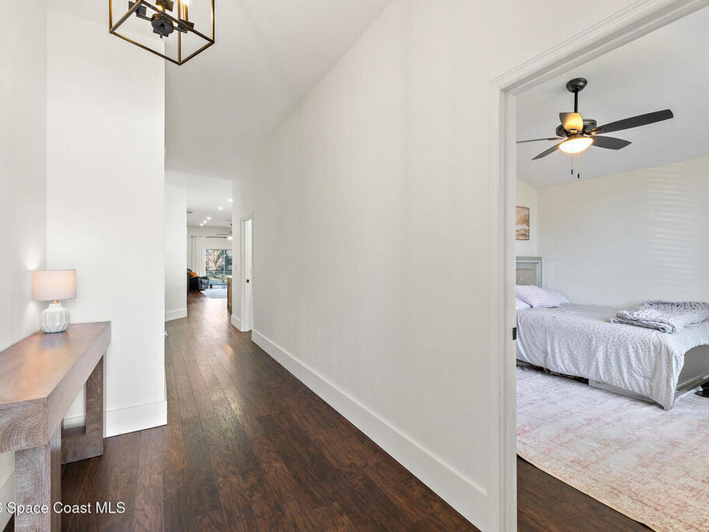 940 Shaw Circle, Suntree, FL 32940