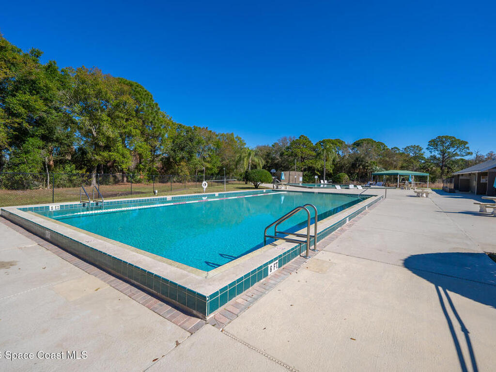 940 Shaw Circle, Suntree, FL 32940