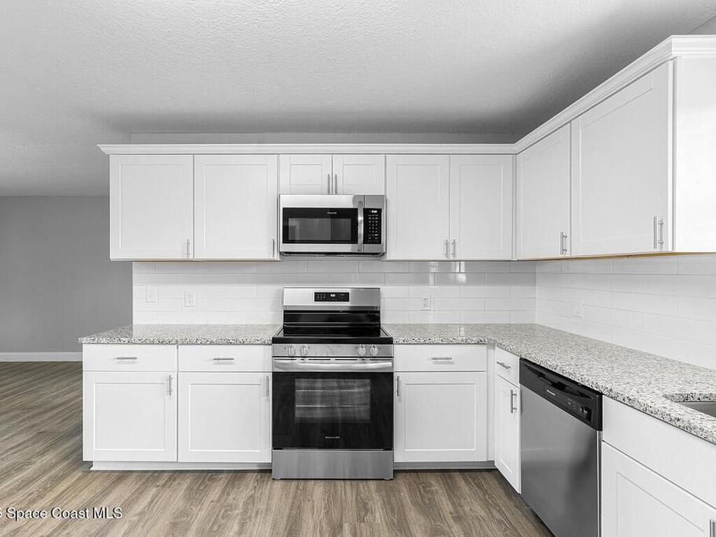 908 Landsdowne Drive, Sebastian, FL 32958