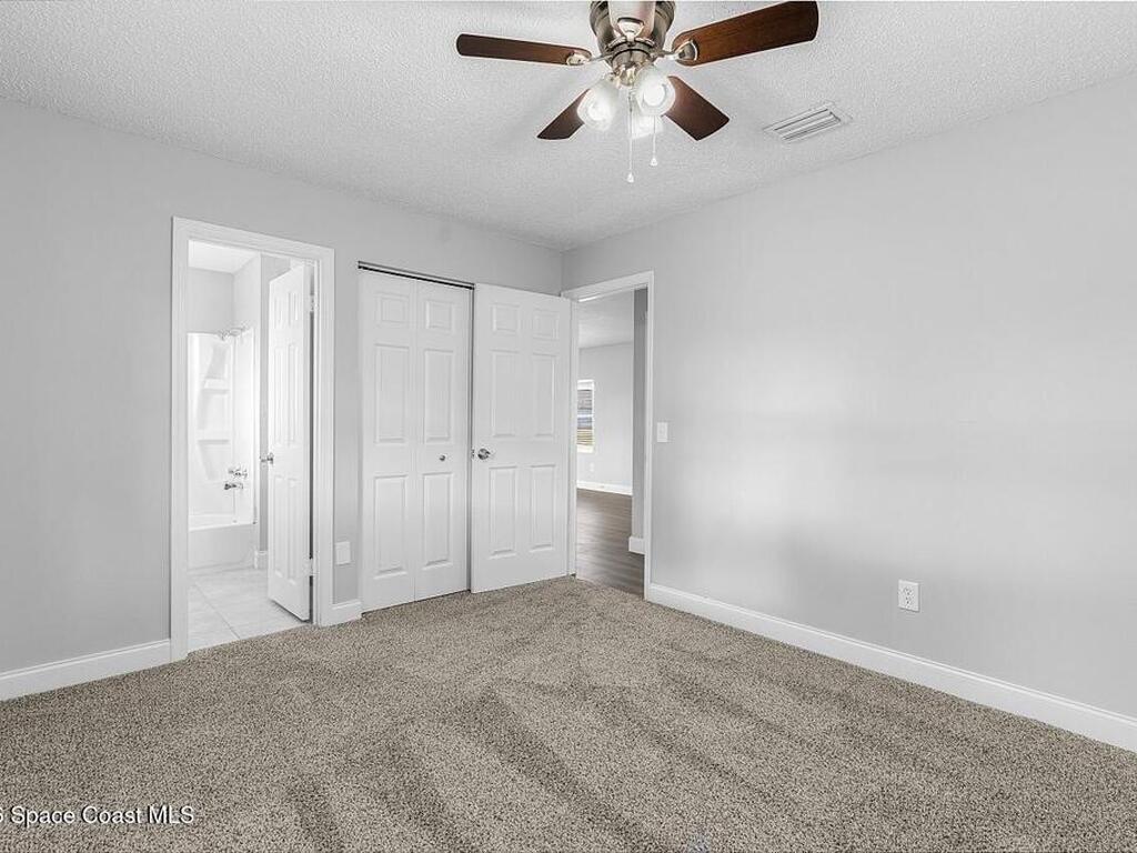 908 Landsdowne Drive, Sebastian, FL 32958