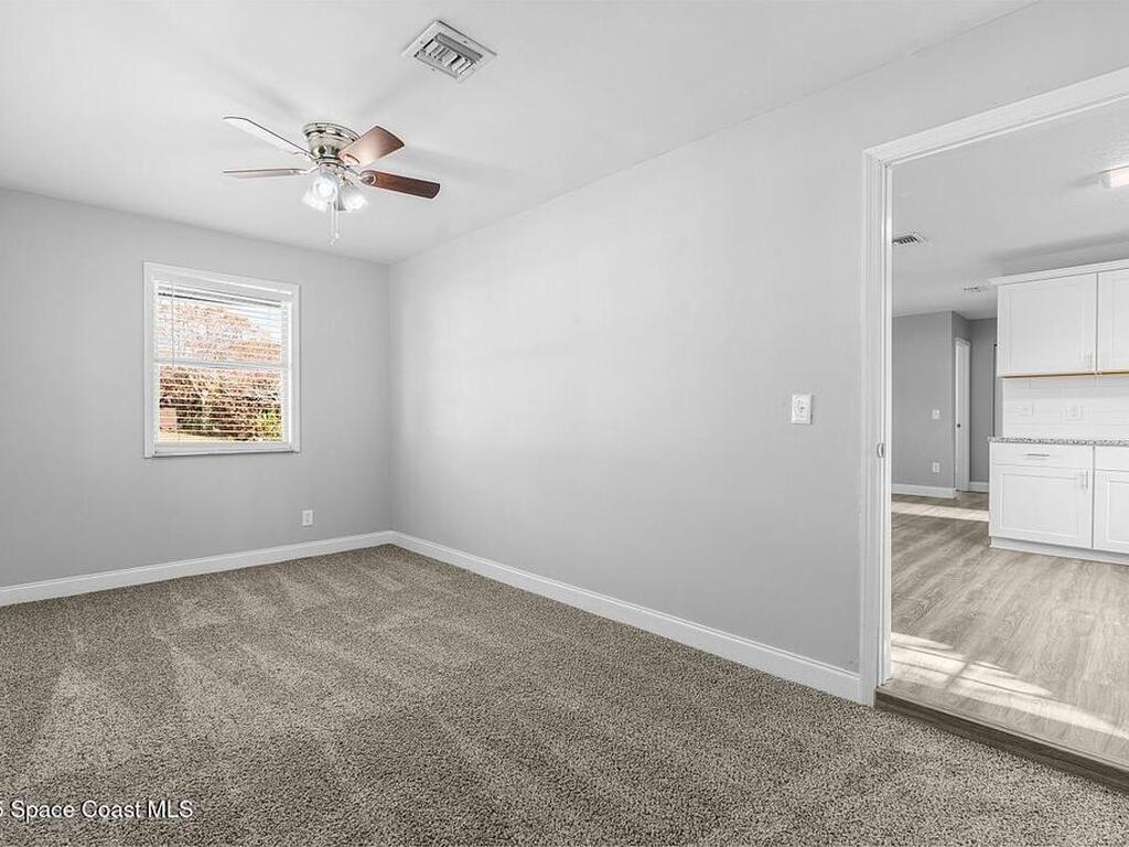 908 Landsdowne Drive, Sebastian, FL 32958