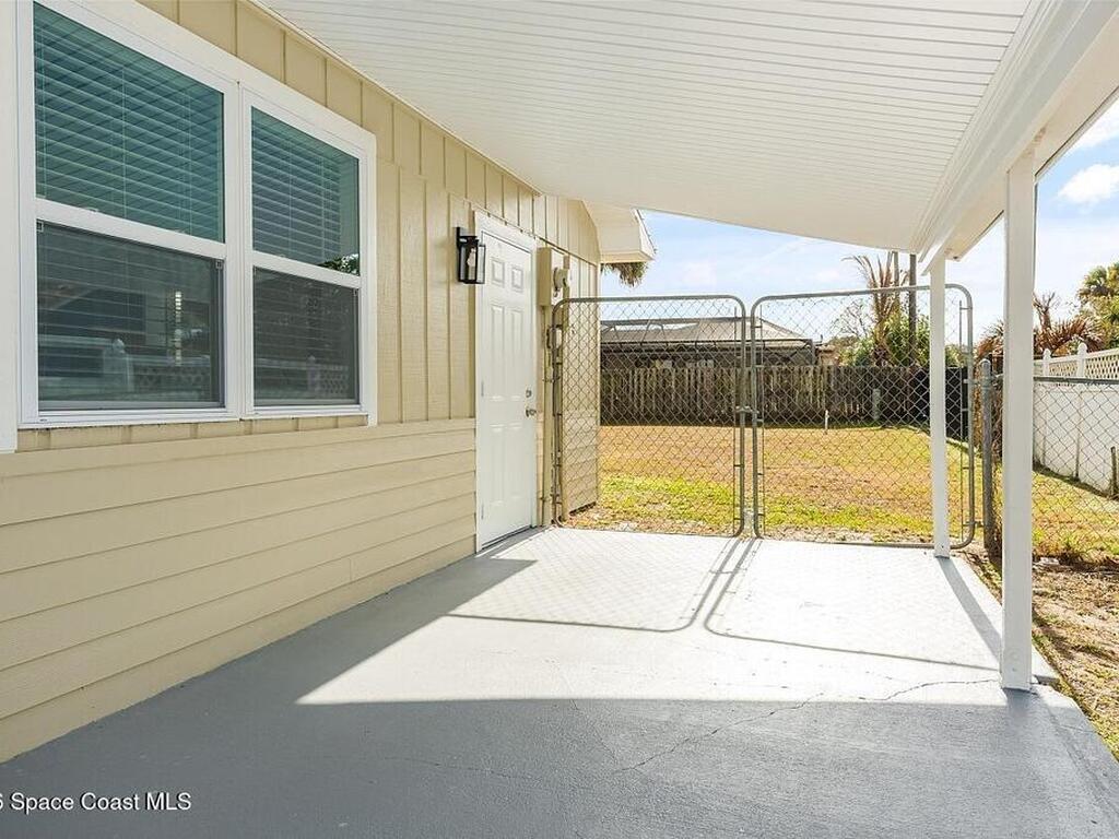 908 Landsdowne Drive, Sebastian, FL 32958