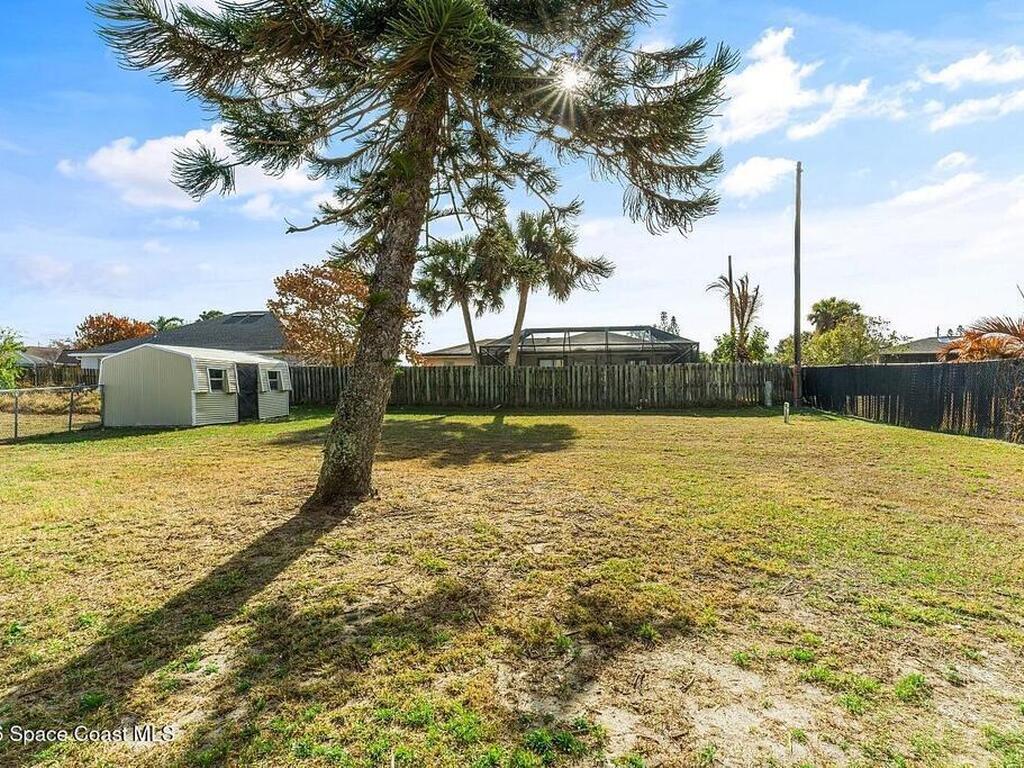 908 Landsdowne Drive, Sebastian, FL 32958