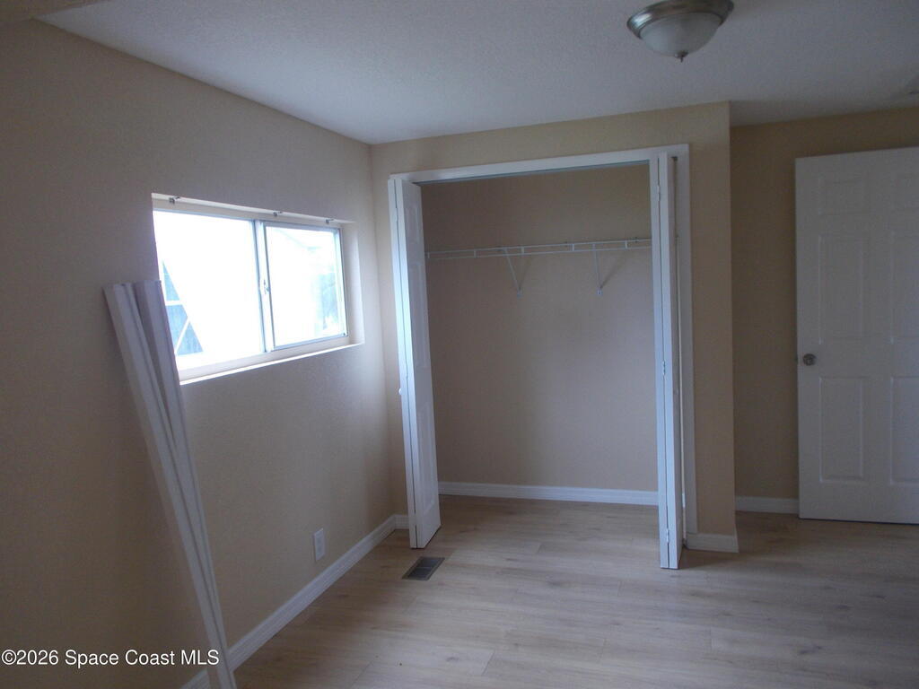 932 Cashew Circle, Barefoot Bay, FL 32976