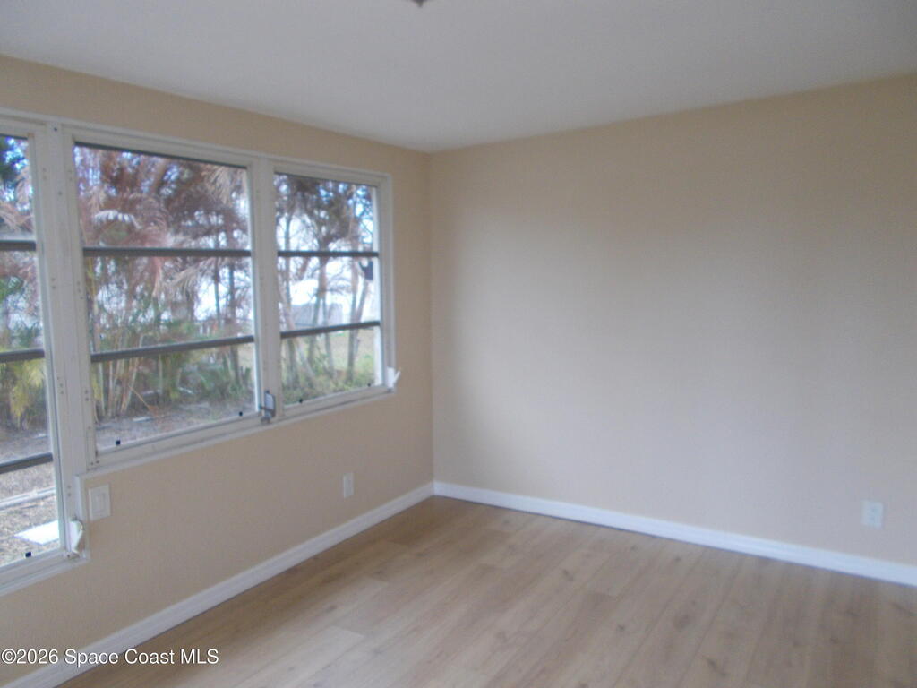 932 Cashew Circle, Barefoot Bay, FL 32976