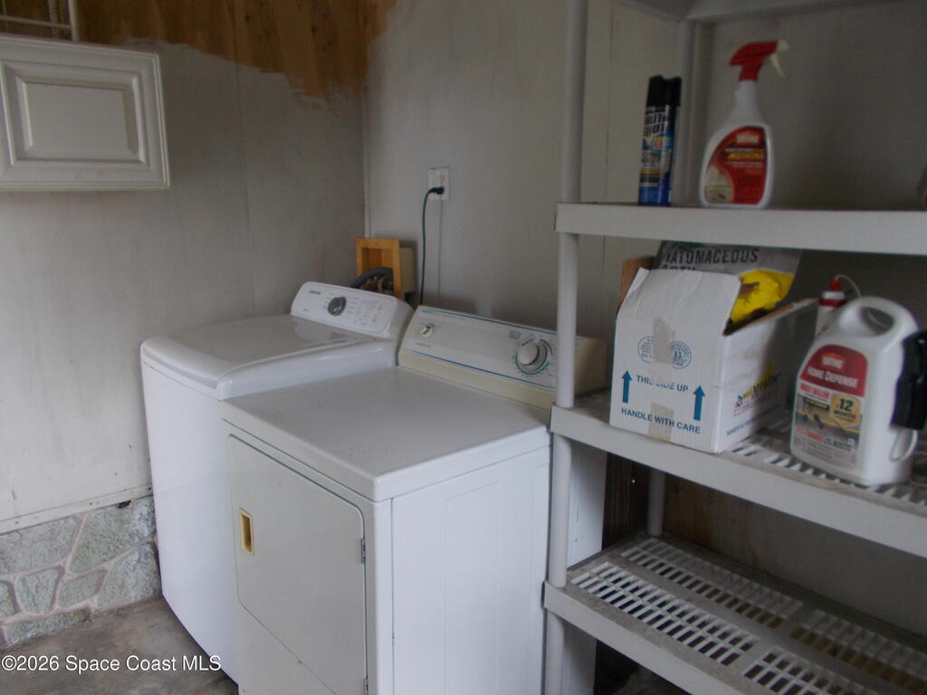 932 Cashew Circle, Barefoot Bay, FL 32976